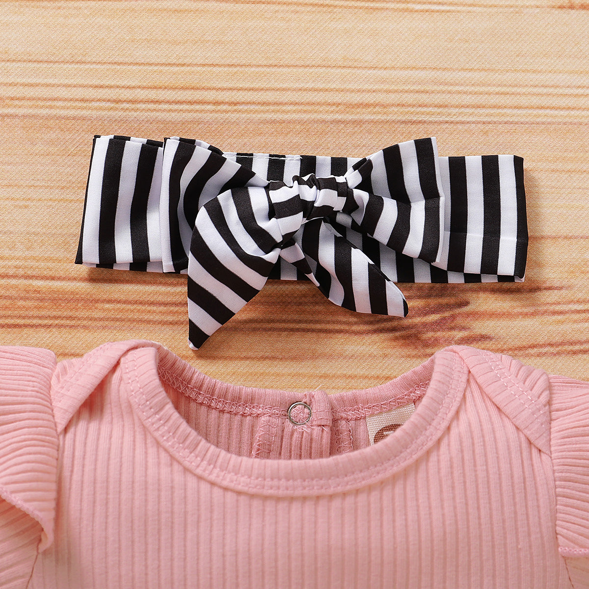 Baby Girl Pink and Stripe Outfits with Bowknot Headband & Shorts