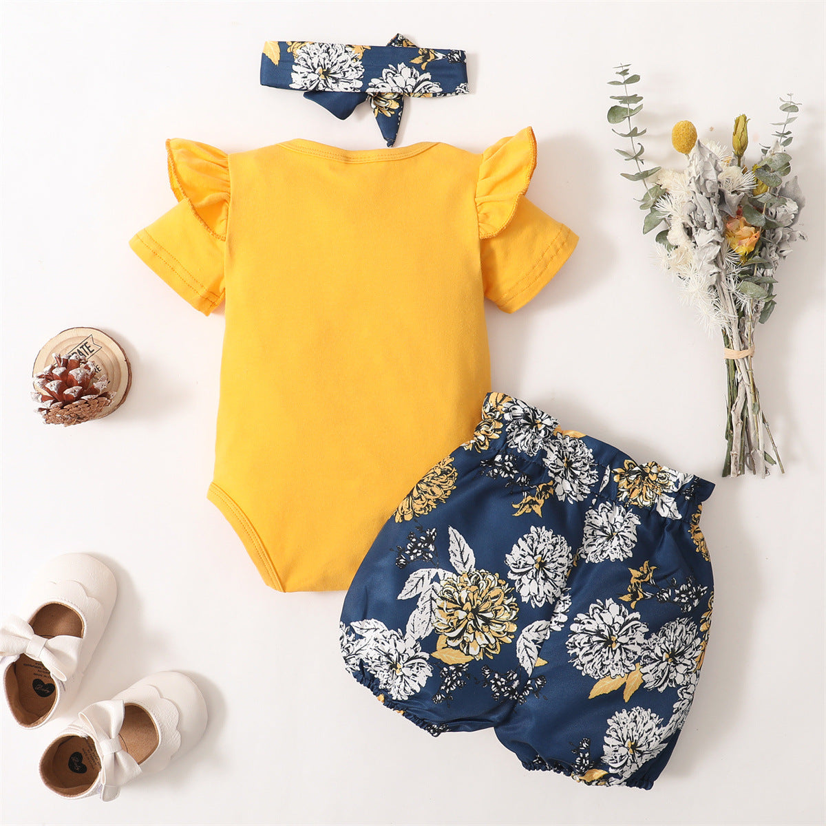 Baby Girl 3-Piece Summer Set – Ruffle Bodysuit, Floral Shorts & Headband (0–18 Months)
