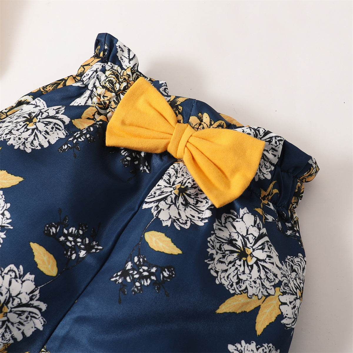 Baby Girl 3-Piece Summer Set – Ruffle Bodysuit, Floral Shorts & Headband (0–18 Months)