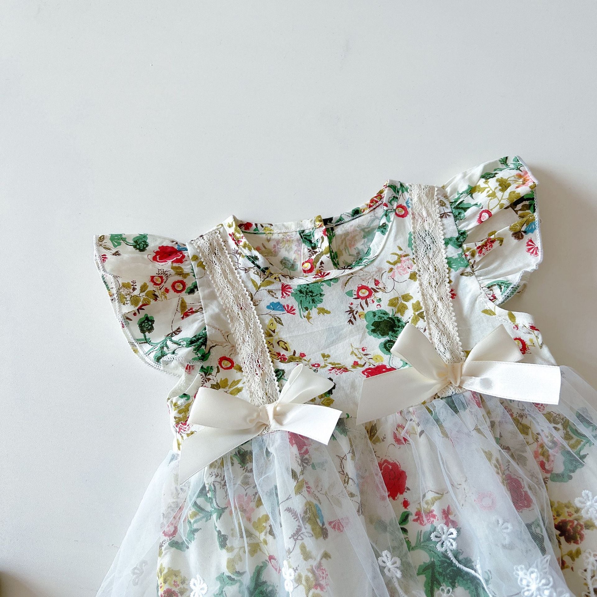 Super Sweet Summer Baby Girl Floral Flying Sleeve Romper